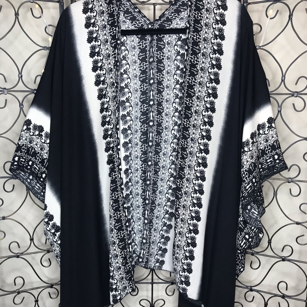 Paisley and Aztec print kimono